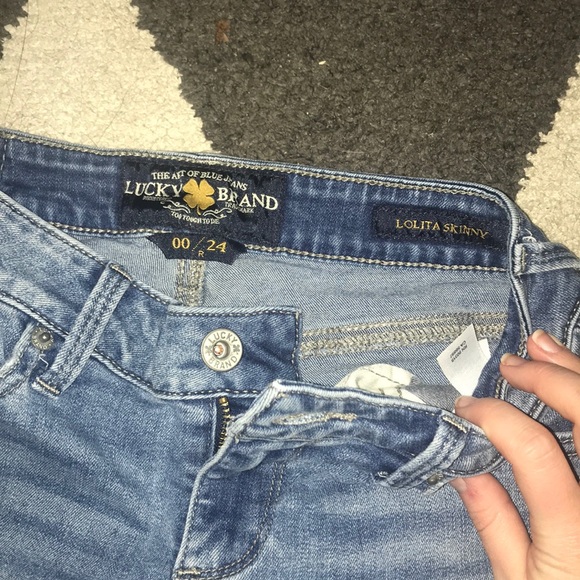 Embroidered lucky brand jeans - Picture 3 of 4